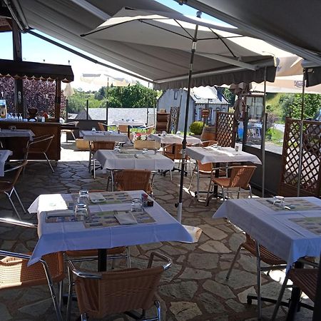 Logis Hotel Restaurant Auberge Du Bougnat Saint-Victor-la-Riviere Exterior photo